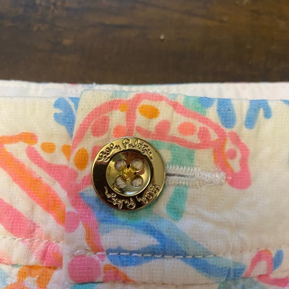 Lily Pulitzer Getting Steamy Resort The Walsh shorts - Picture 3 of 10